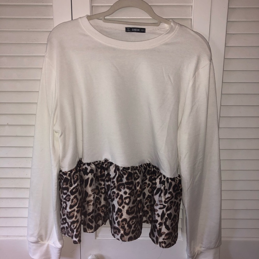 Women’s long sleeved shirt